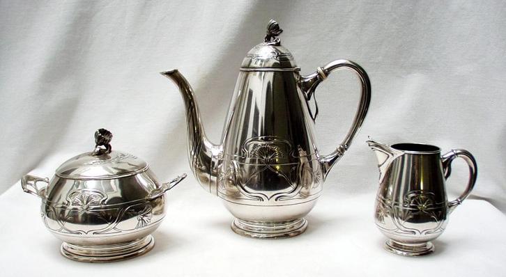 Arnold Kunne - Zilveren koffieservies,decor van korenbloemen, Antiek en Kunst, Antiek | Zilver en Goud, Zilver, Ophalen of Verzenden