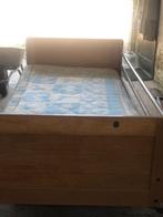 ziekenhuis en  kinderbedje en  mooie  eikenkast, Huis en Inrichting, Slaapkamer | Bedden, Ophalen, Gebruikt, 90 cm, Eenpersoons