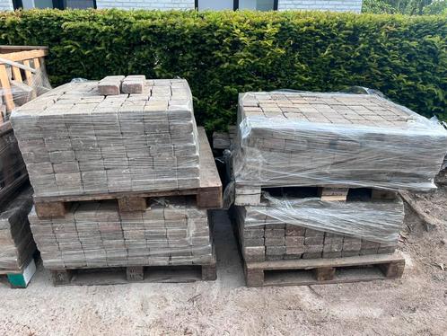 Gebruikte getrommelde klinkers – 60 m² – op palletten, Tuin en Terras, Tegels en Klinkers, Gebruikt, Klinkers, Ophalen