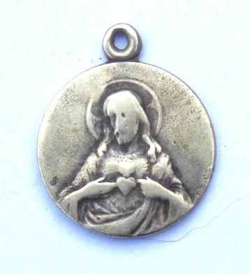 Antique Catholic Religious Holy Medal Virgo Carmeli  beschikbaar voor biedingen