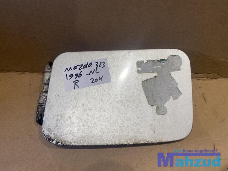 MAZDA 323 F grijs zilver 3L Tankklep 1994-1998, Auto-onderdelen, Carrosserie, Deur, Mazda, Gebruikt, Ophalen of Verzenden