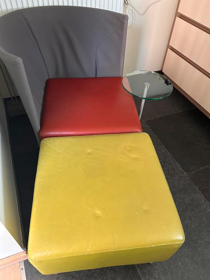 Lounge - clubzetel design met bijzettafeltje, Huis en Inrichting, Zetels | Zetels en Chaises Longues, Gebruikt, Eenpersoons, Ophalen