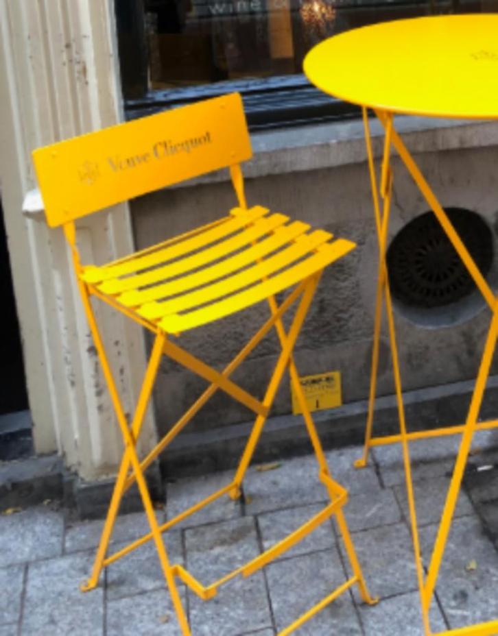 4x opvouwbare Veuve Clicquot-barkrukken, Verzamelen, Merken en Reclamevoorwerpen, Gebruikt, Gebruiksvoorwerp, Ophalen