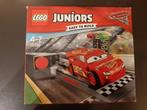 Lego 10730 Juniors Cars Bliksem McQueen Snelle Lanceerder, Kinderen en Baby's, Speelgoed | Duplo en Lego, Complete set, Ophalen of Verzenden