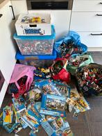 Groot lego lot 2 bakken en 5 zakken, Kinderen en Baby's, Ophalen, Lego