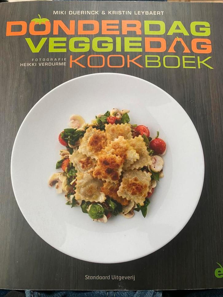 Miki Duerinck - Donderdag Veggiedag, Boeken, Kookboeken, Zo goed als nieuw, Hoofdgerechten, Vegetarisch, Ophalen of Verzenden