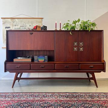 - Vintage highboard, wandmeubel •Louis van Teeffelen• - disponible aux enchères