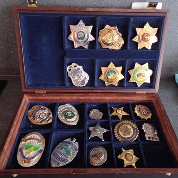 Collection de badges poinçonnés police USA
