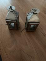 2 kleine zilveren lantaarns