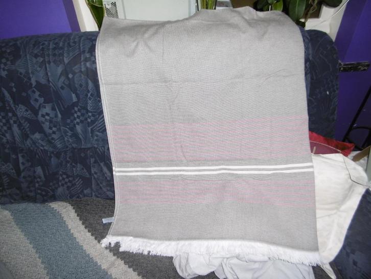 nieuw tafelkleed, laken 100% katoen, clarysse" bath  kitchen, Huis en Inrichting, Keuken | Textiel, Nieuw, Tafelkleed of Tafelzeil