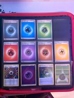 Pokemon kaarten oude en nieuwe, Hobby en Vrije tijd, Verzenden, Zo goed als nieuw