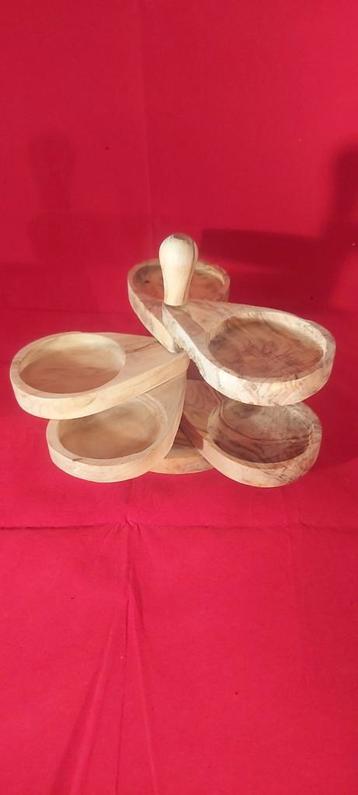 Olijfhouten etagere 5 delig  beschikbaar voor biedingen