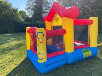 À louer : The Happy Bouncy Bouncy Castle (tout-petits et enf