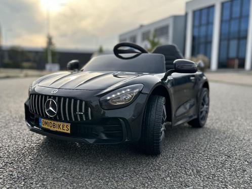 Mercedes GT-R AMG zwart 12V RC / Leder / Rubberband / MP3, Kinderen en Baby's, Speelgoed | Buiten | Accuvoertuigen, Nieuw, Ophalen of Verzenden