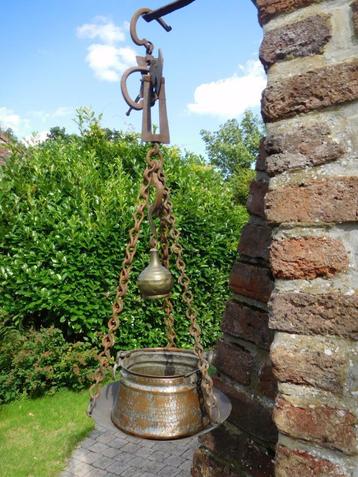 Balance romaine antique en laiton fer cuivre objet rare beschikbaar voor biedingen