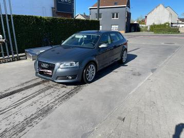 Audi a3 à vendre/à vendre, Autos, Cuir, Argent ou Gris, Achat, Boîte manuelle