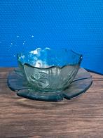 6 bols avec assiettes en verre., Ophalen