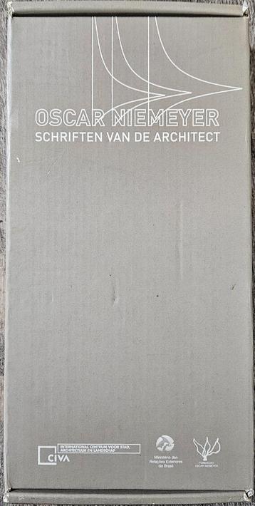 Oscar Niemeyer - Schriften van de architect - boxset beschikbaar voor biedingen