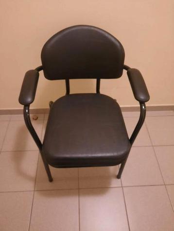 Wc stoel, toiletstoel, nachtstoel beschikbaar voor biedingen