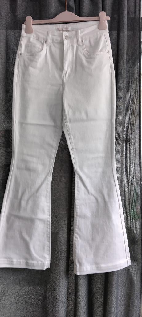 witte flared jeans TOXIK / MT 36/ nieuw, Kleding | Dames, Broeken en Pantalons, Nieuw, Maat 36 (S), Wit, Lang, Verzenden