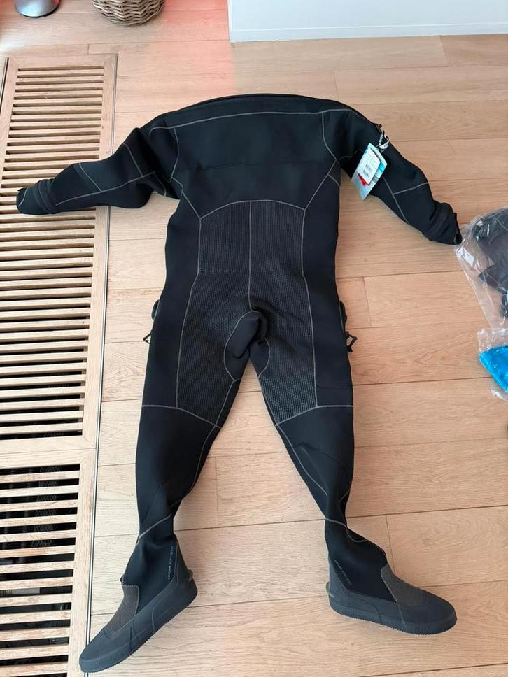 Waterproof D10 ISS Pro Droogpak – maat XL – Nieuw /ongebruik, Sports nautiques & Bateaux, Plongée, Enlèvement ou Envoi