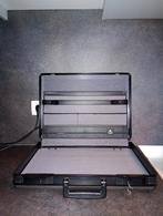 attaché koffer Delsey, Hard kunststof, Slot, Minder dan 50 cm, Ophalen of Verzenden