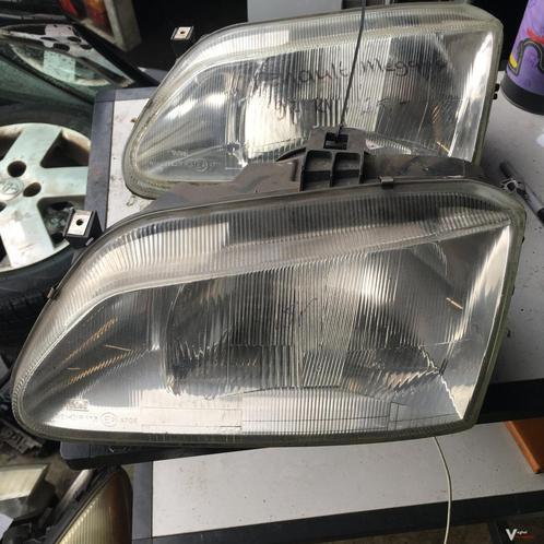 Renault Megane scenic 1997 Koplamp Links of Rechts, Auto-onderdelen, Verlichting, Gebruikt, Ophalen of Verzenden