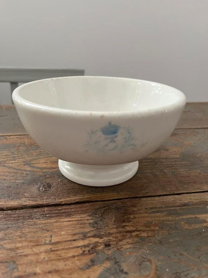 ANTIEKE KOM KERAMIEK SERVIES MILITARIA BAUDOUR REGIMENT, Antiek en Kunst, Antiek | Servies los, Ophalen of Verzenden