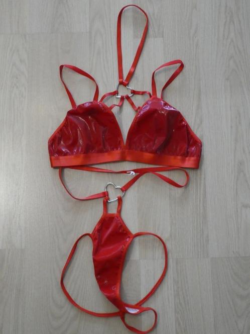 Sexy Setje Lak PVC Rood, Kleding | Dames, Ondergoed en Lingerie, Setje, Rood, Ophalen of Verzenden
