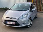 FORD FIESTA 1.2 essence  2011 160.000km état impecable**, Auto's, Ford, Te koop, Zilver of Grijs, Airconditioning, Stadsauto