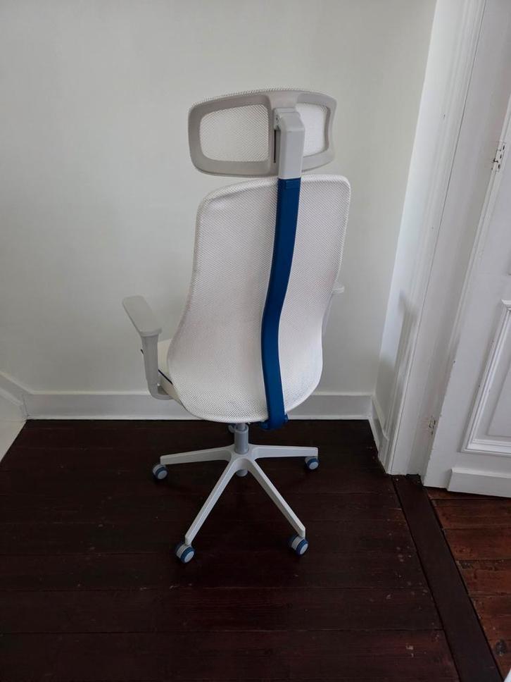 BUREAU/GAMINGSTOEL MATCHSPEL IKEA, Huis en Inrichting, Bureaustoelen, Ophalen
