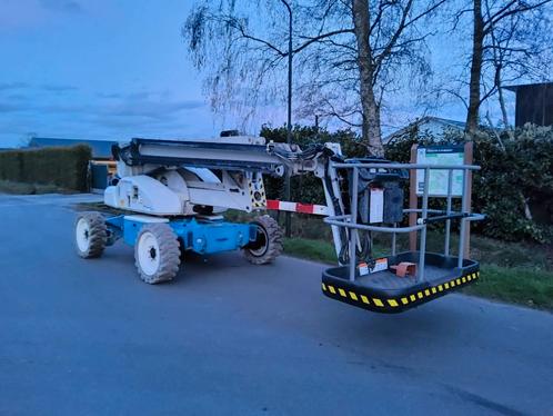 Niftylift HR21 HYBRID 4x4 diesel elektro hoogwerker kniktele, Zakelijke goederen, Machines en Bouw | Liften, Steigers en Ladders