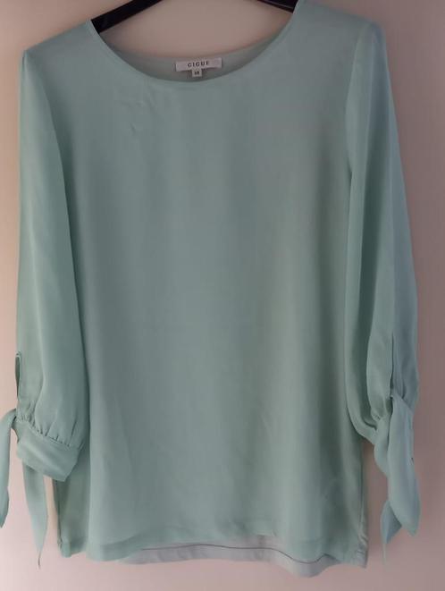 Gigue fijn bloesje zachtgroen maat 38, Kleding | Dames, Blouses en Tunieken, Zo goed als nieuw, Maat 38/40 (M), Groen, Ophalen of Verzenden