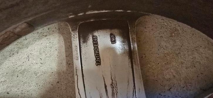 Audi A4 b8 winterbanden en velgen 2015, Auto-onderdelen, Banden en Velgen, Band(en), Winterbanden, Gebruikt, Ophalen