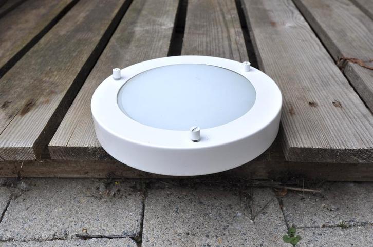 Hublot blanc plafonnier ou mural diamètre 18cm, Huis en Inrichting, Lampen | Plafondlampen, Gebruikt, Glas, Metaal, Ophalen of Verzenden