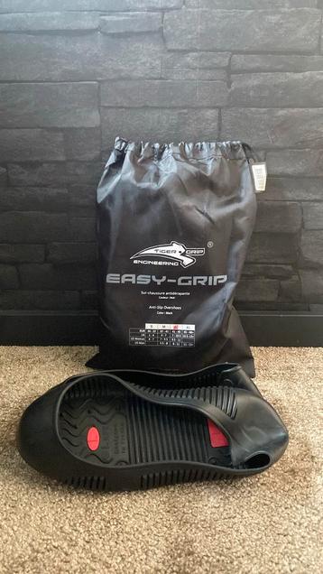 Kart onderschoenen - Tiger Grip, model EASY-GRIP, in maat L. beschikbaar voor biedingen