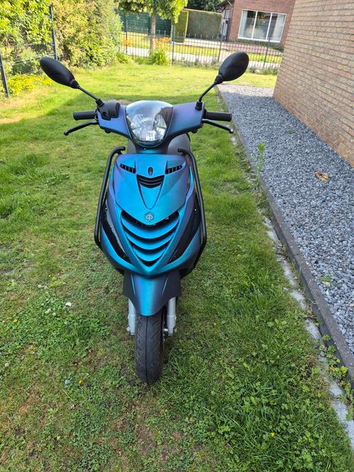 PIAGGIO Zip Cd2 29/10/2024, Fietsen en Brommers, Scooters | Piaggio, Zo goed als nieuw, Zip, Ophalen
