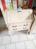 C'est un secrétaire ou un scriban de style Louis XV, repeint, Maison & Meubles, Armoires | Secrétaires, Enlèvement