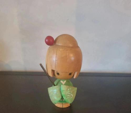 Leuke Tottori Kokeshi, Antiek en Kunst, Kunst | Beelden en Houtsnijwerken, Verzenden