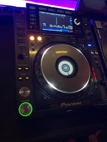 CDJ2000 nexus set beschikbaar voor biedingen