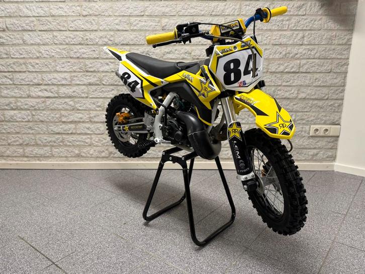 Zeer nette LEM 50cc 2022 Kindercrossmotor, Fietsen en Brommers, Minibikes, Midibikes en Pitbikes, Zo goed als nieuw, Dirtbike