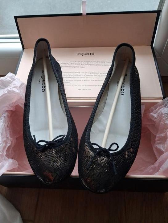 Ballerines cendrillon  Repetto taille 38 noir argent., Kleding | Dames, Schoenen, Nieuw, Ballerina's, Zwart, Ophalen of Verzenden