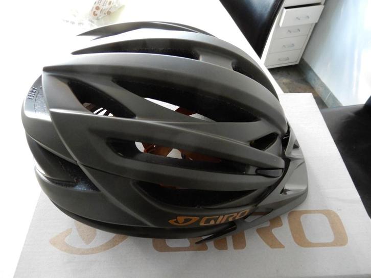 Giro MIPS fietshelm als nieuw, Vélos & Vélomoteurs, Accessoires vélo | Casques de vélo, Enlèvement