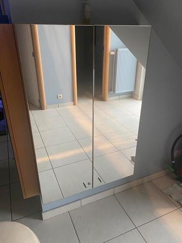 Meuble présentoir vitrine 4 pièces  beschikbaar voor biedingen