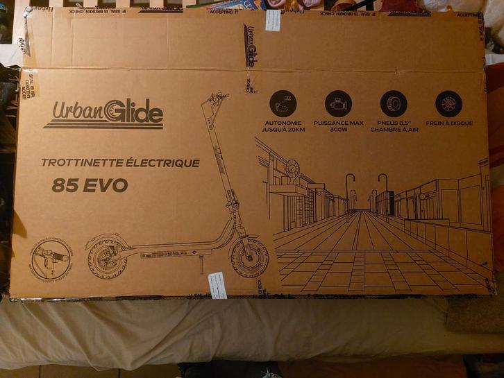 Nouvelle Trottinette électrique Urban Glide 85 evo, Vélos & Vélomoteurs, Trottinettes, Neuf, Enlèvement