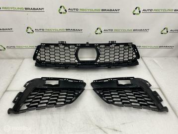 M Bumperrooster Set BMW M8 ORIGINEEL 8070756 8070758 8070757 beschikbaar voor biedingen