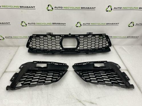 M Bumperrooster Set BMW M8 ORIGINEEL 8070756 8070758 8070757, Auto-onderdelen, Carrosserie, BMW, Gebruikt, Ophalen of Verzenden