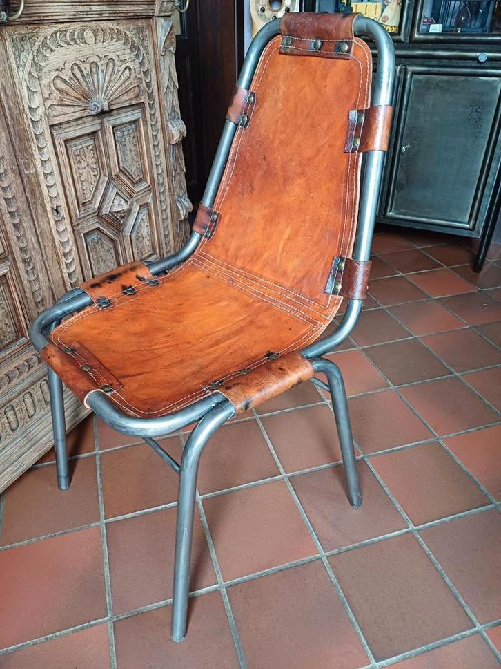 Chaise les arcs de Charlotte Perriand, Huis en Inrichting, Stoelen, Eén, Hout, Leer, Metaal, Ophalen of Verzenden