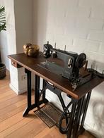Vintage naaimachine, Antiek en Kunst, Ophalen