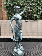 bronzen vrouwe justitia beeld gemaakt van brons op marmer, Antiquités & Art, Enlèvement ou Envoi